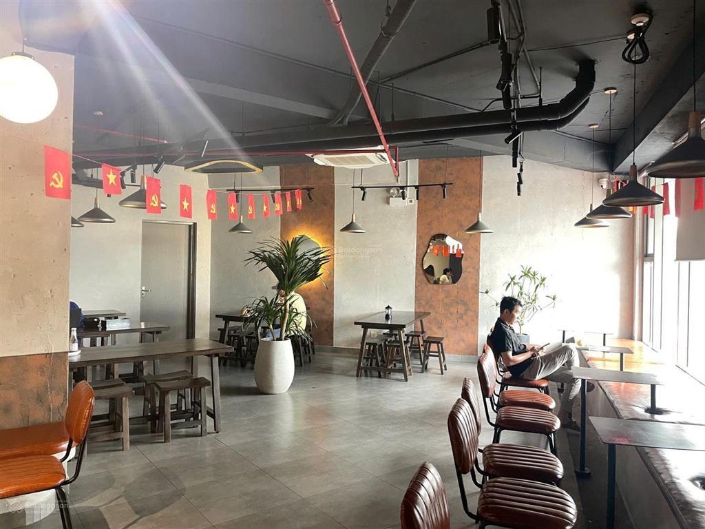 Bán gấp shophouse đẹp westgate, giá 15 tỷ, sổ sẵn, đang kinh doanh hđ 5 năm