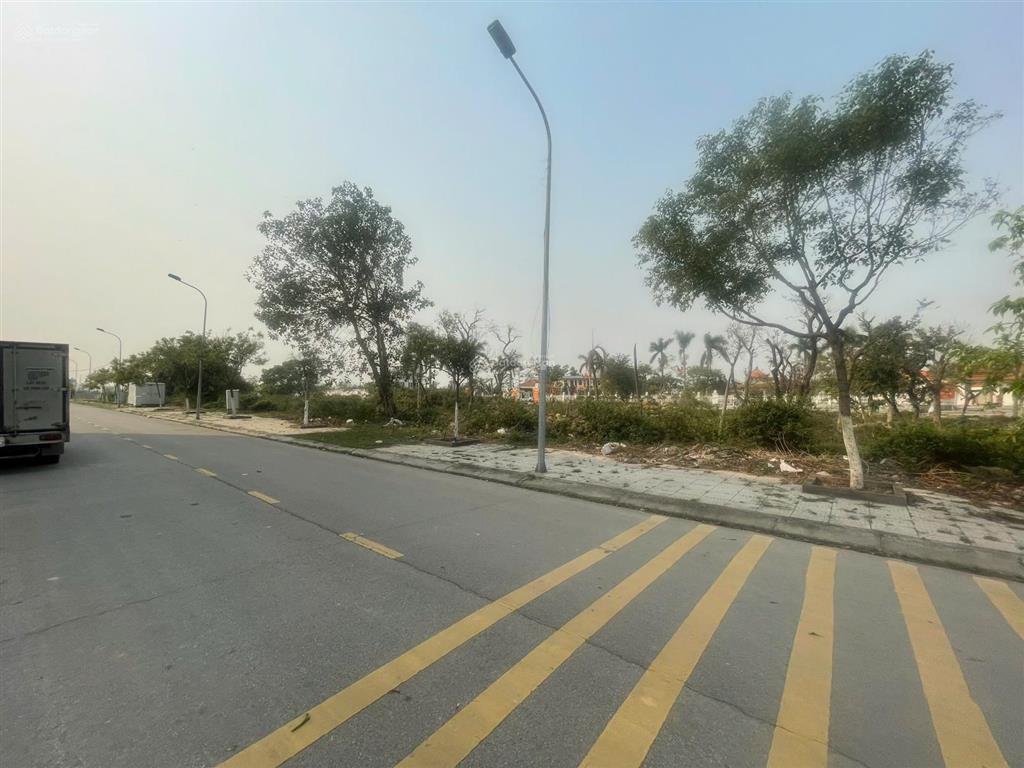 Đất thổ cư tại kđt kim sơn, đông triều, quảng ninh có diện tích 300m2