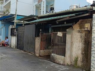 Bán nhà nát 1/ đối diện cty mercedesbenz đường quang trung, p8, gò vấp. dt đất 190m, 8.5x22, hxh 7