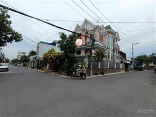 Bán nhà góc 2 mặt tiền nhánh nguyễn ảnh thủ, q12. gần chợ giãn dân. 8.5x18m, hầm 2tầng, giá 13.9tỷ