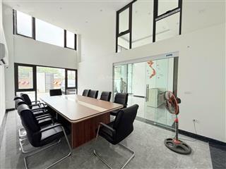 Mặt phố  hiếm  kinh doanh đỉnh  8 tầng thang máy  mặt tiền rộng  view triệu đô  0984 784 ***