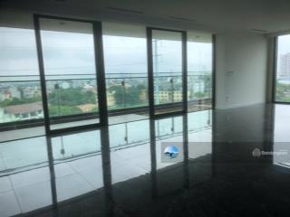 Cho thuê ch 3 ngủ 141m2 sunshine golden river  giá 24,5tr/tháng  em long 0869 971 ***