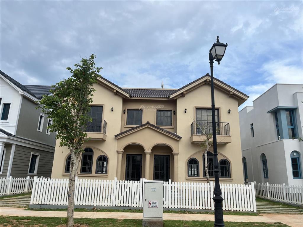 Cắt lỗ sâu biệt thự 160m2 gốc 9 tỷ bán còn 4.05 tỷ bao thuế phí novaworld phan thiết 0931 832 ***