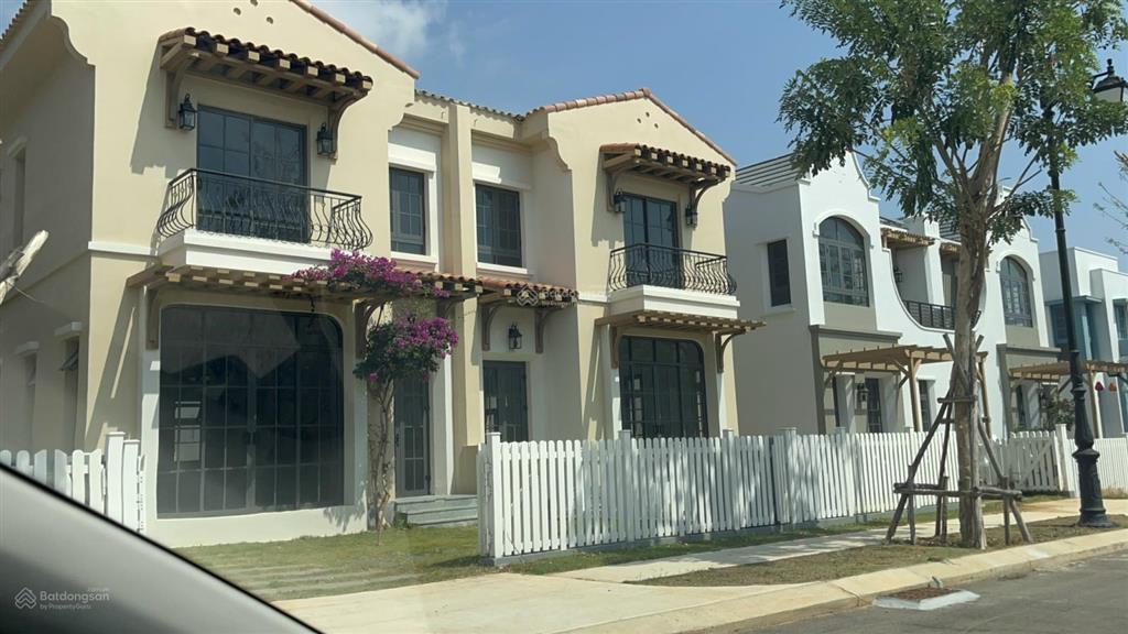 Cắt lỗ sâu biệt thự 160m2 gốc 9 tỷ bán còn 4.05 tỷ bao thuế phí novaworld phan thiết 0931 832 ***