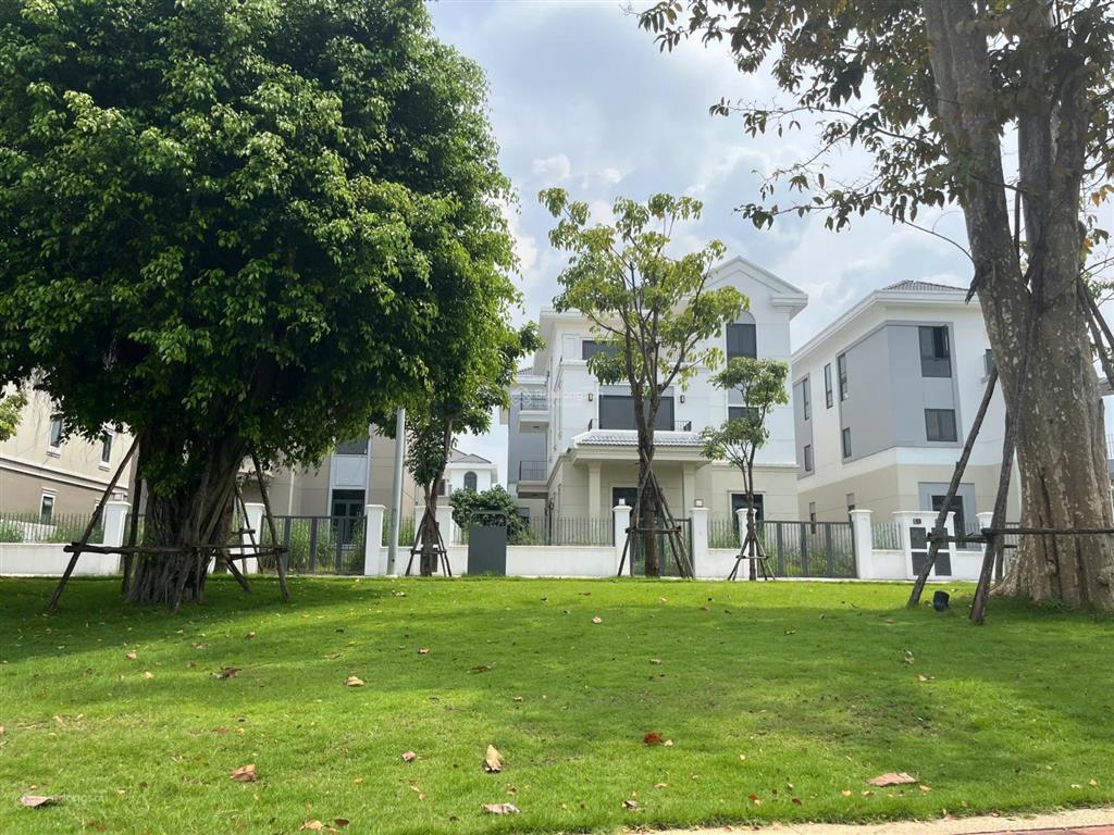 Bán căn btdl 15x25m view sông đẹp dự án nhà sẵn công chứng sang tên ngay, giá 31,2 tỷ