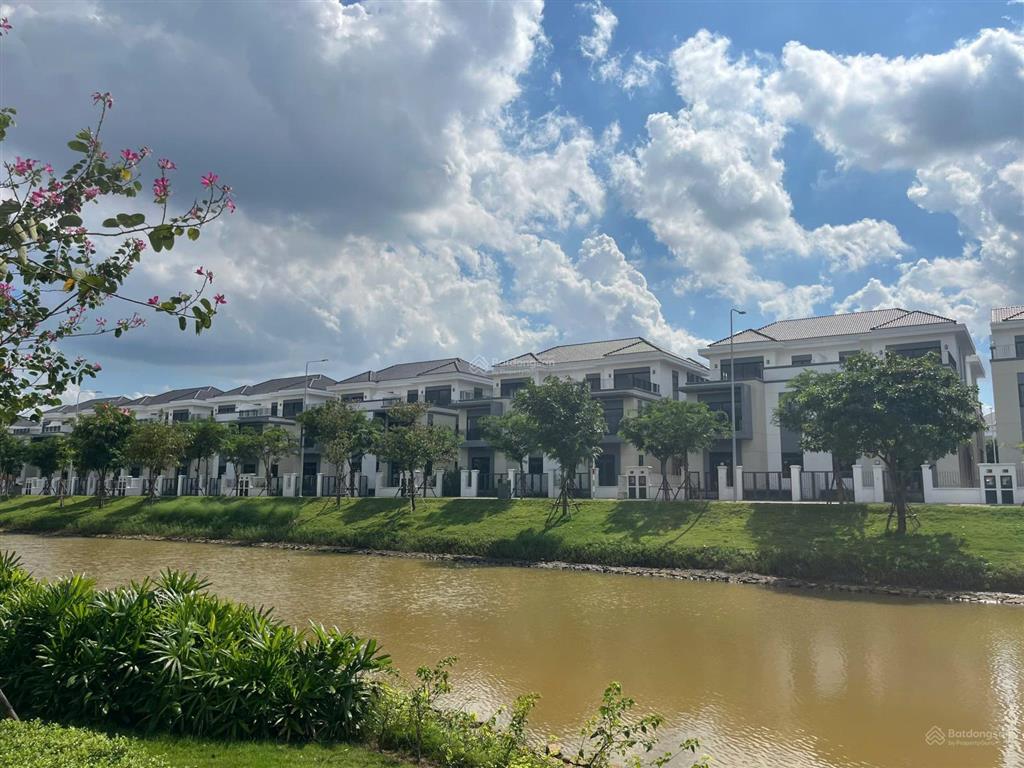 Bán căn btdl 15x25m view sông đẹp dự án nhà sẵn công chứng sang tên ngay, giá 31,2 tỷ