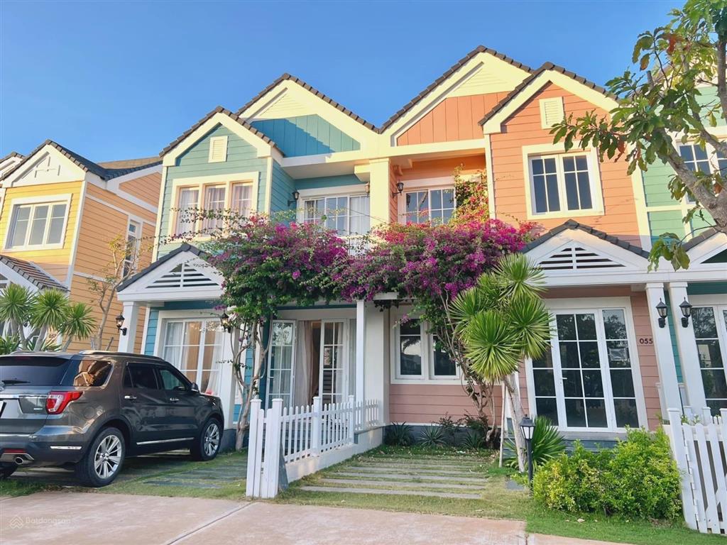 Cắt lỗ gấp nhà phố góc gần biển dự án novaworld phan thiết giá 3.6 tỷ bao thuế phí  0966 765 ***