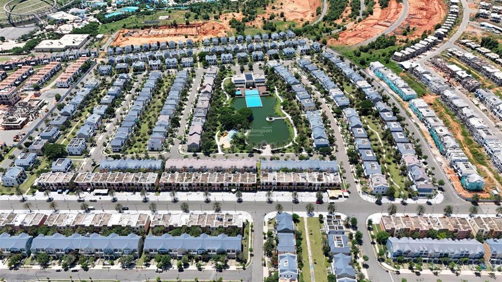 Cắt lỗ hơn sâu hơn 50% giá gốc 9 tỷ cắt lỗ bán 4.05 tỷ bao thuế phí novaworld phan thiết