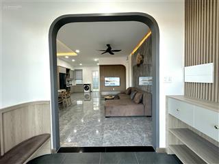 Chủ kẹt tiền cuối năm cần cắt lỗ sâu nhà phố full nội thất giá 4.05 tỷ bao thuế phí  0966 765 ***