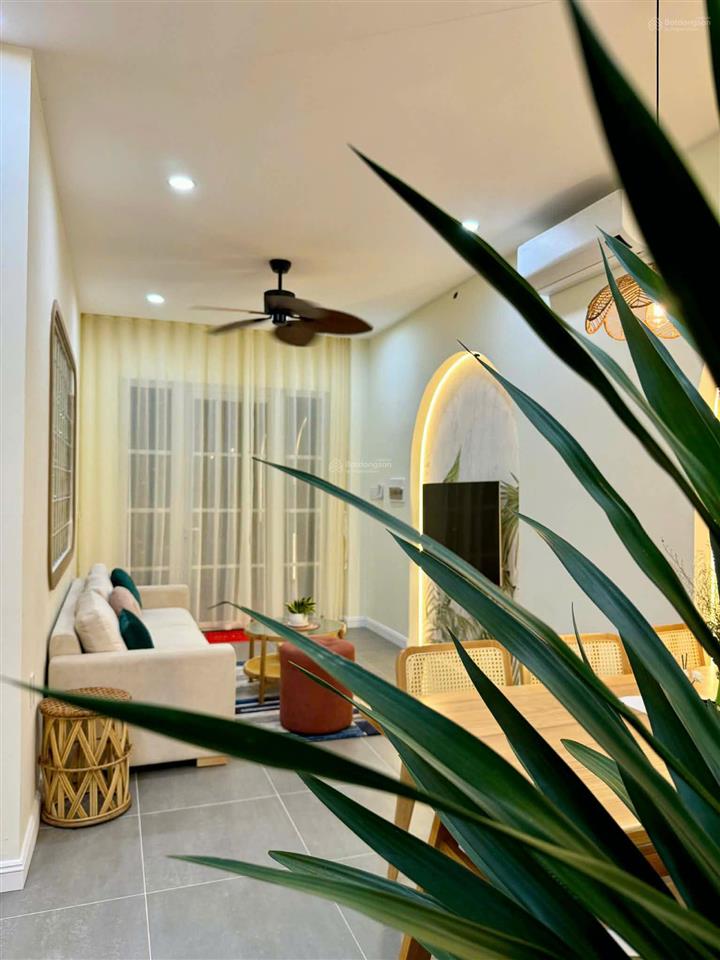 Chuyển nhượng nhà phố full nội thất 3pn chính diện công viên giá 3.9 tỷ bao thuế phí 0966 765 ***