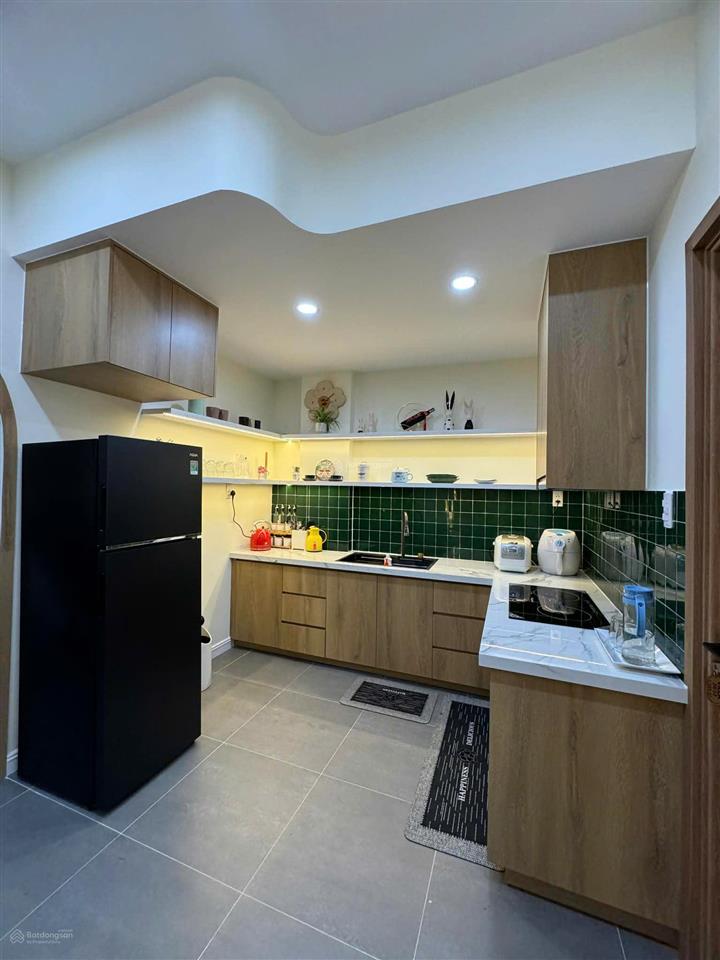 Chuyển nhượng nhà phố full nội thất 3pn chính diện công viên giá 3.9 tỷ bao thuế phí 0966 765 ***