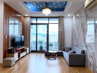 Cc. cc lô góc nhà đep 108 m2 .8 tỷnhỉnh e ngay 0363 792 *** vị trí trung tâm giao thôn