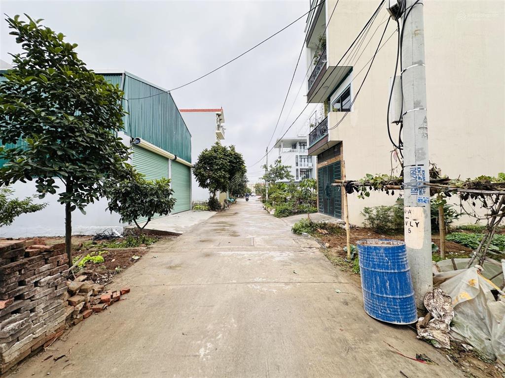 Bán 52m đất dv lại yên, sơn đồng, ô sát góc, giá 14x tr/m