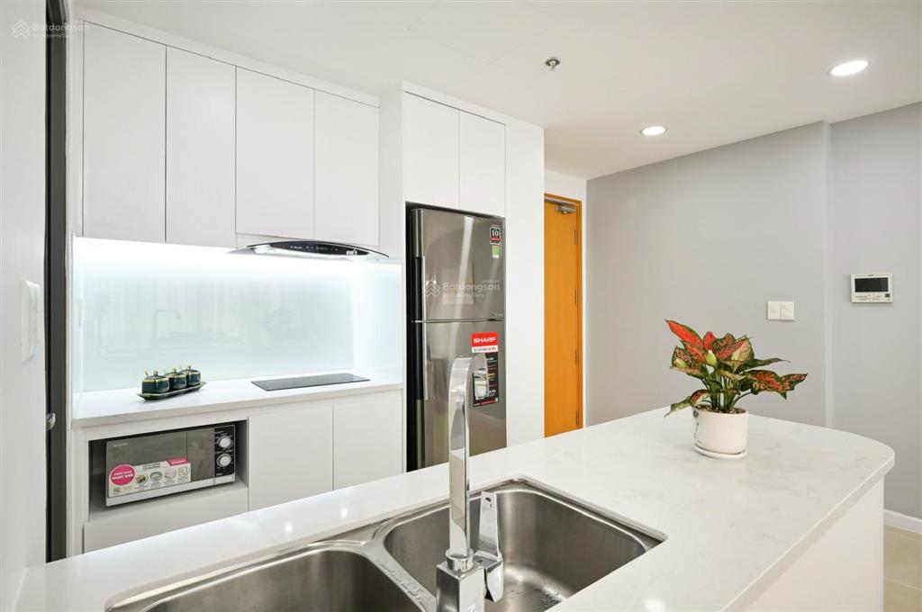 Cho thuê 2pn masteri nhà và giá thấp nhất 16.5tr