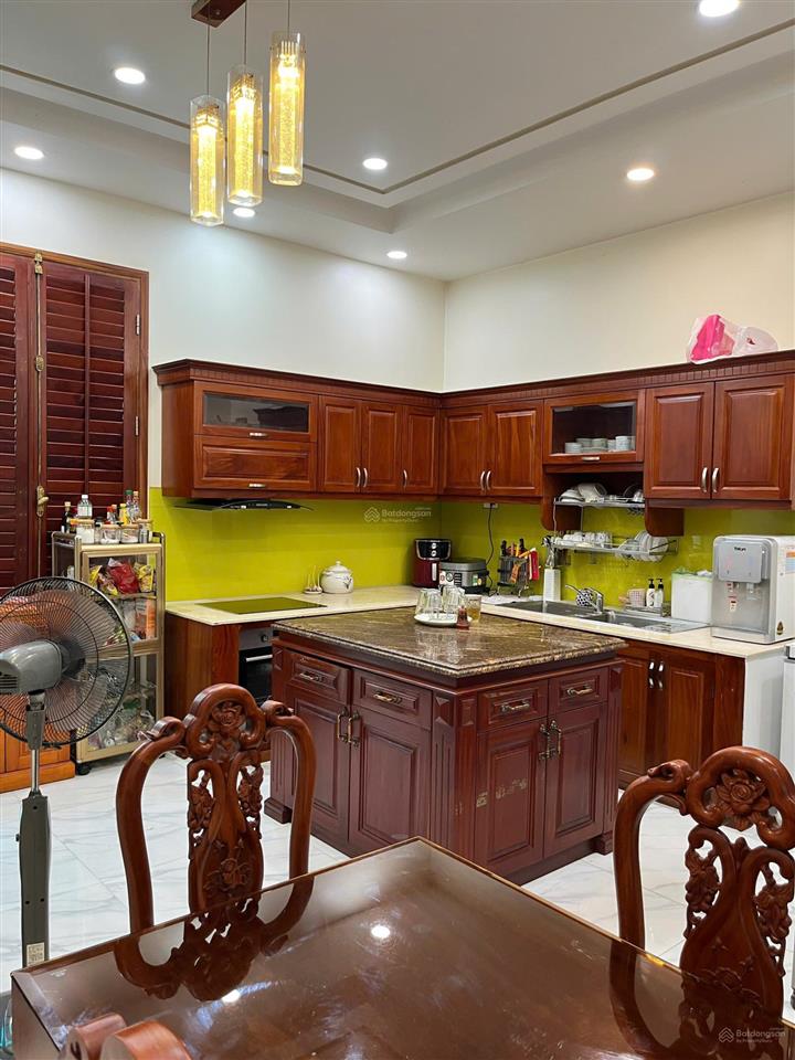 Chính chủ kẹt tiền bán gấp nhà kdc gia hòa, giảm ngay 5,5 tỷ