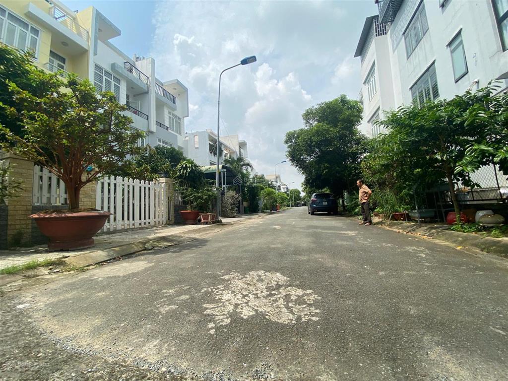 Chính chủ kẹt tiền bán gấp nhà kdc gia hòa, giảm ngay 5,5 tỷ