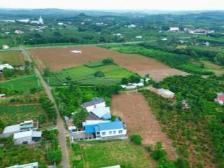 Bán lô góc 2 mt nhựa siêu víp sẵn nhà vườn xã xuân sơnchâu đức .brvt chủ gộp bank bán giá siêu rẻ