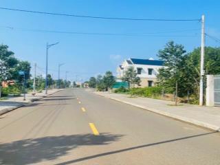 Bán 3 lô đất đường nhựa lớn vỉa hè số 2 tạ văn sáu  tt đất đỏ.brvt phù hợp đầu tư , kinh doanh