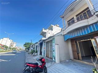 Hàng hiếm nhà 2 tầng mặt tiền đường 2/4 kinh doanh sầm uất cách biển 1km