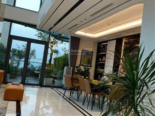Chủ nhà gửi bán căn penthouse vinaconex 7 hồ tùng mậu 210m2, 4 ngủ 3wc full đồ, thang máy riêng