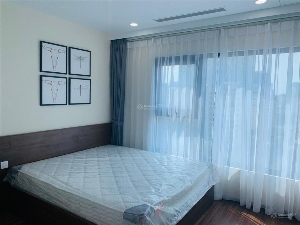 Chính chủ gửi bán căn 07 golden park 116m2 căn góc thông thủy 3 ngủ, 2 wc đồ mới 100% xem nhà 24/7