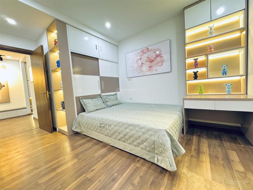 Chính chủ gửi bán căn hộ hà thành plaza 114m2 căn góc view hồ 3 ngủ 2wc, full đồ mới 100% bao sổ