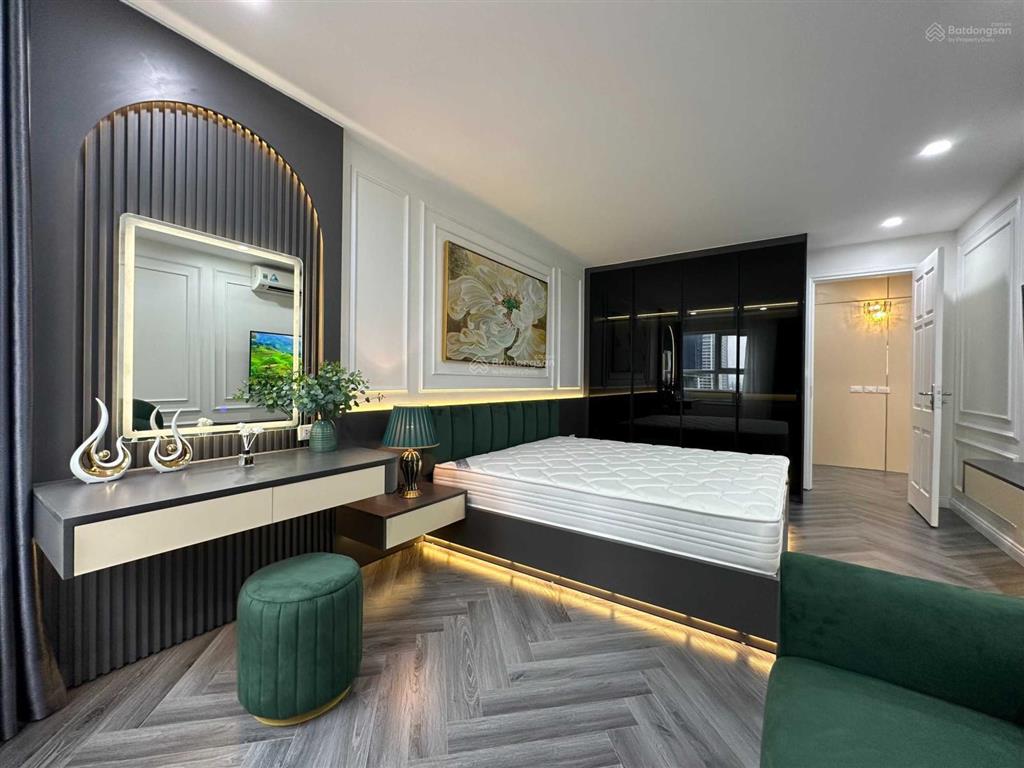 Bán nhanh căn góc hoa hậu 94.9m2 golden park tầng đẹp, 3 ngủ wc full đồ đẹp xem nhà 24/24