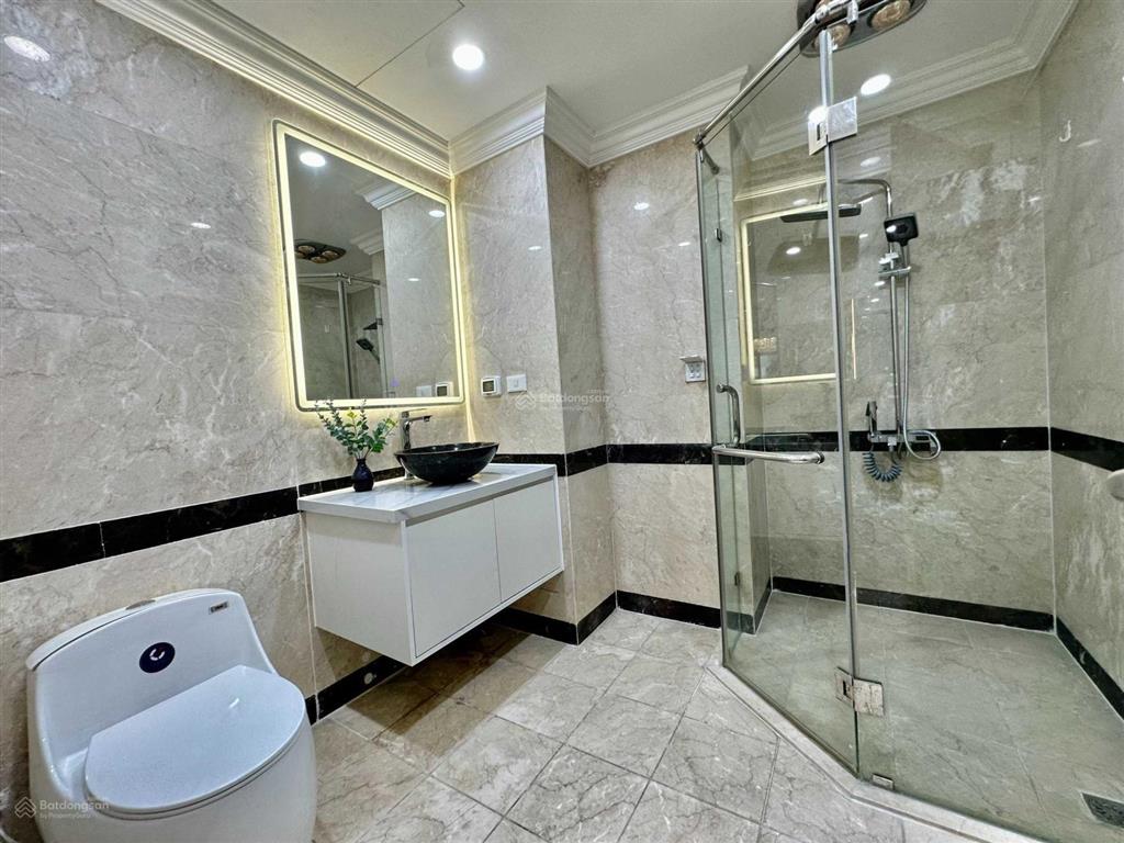 Bán nhanh căn góc hoa hậu 94.9m2 golden park tầng đẹp, 3 ngủ wc full đồ đẹp xem nhà 24/24