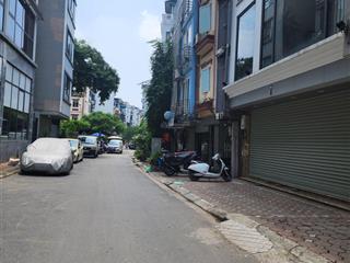 Bán đất đường văn cao, 200 m2, mt 10m, ngõ rộng 15m, cách hồ tây 400m. xây tòa 10 tầng có hầm đẹp.