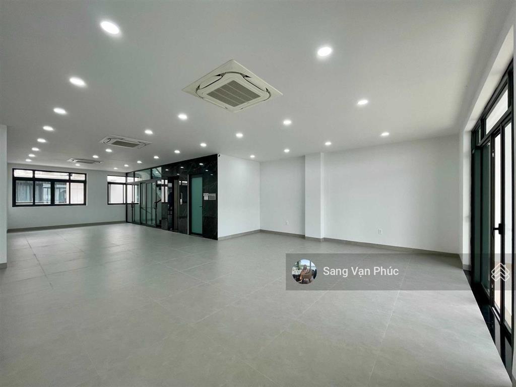 Văn phòng 7x17m ( 100m2) vạn phúc. sàn trống, thời gian tự do, máy lạnh, thang máy, hầm xe chỉ 14tr