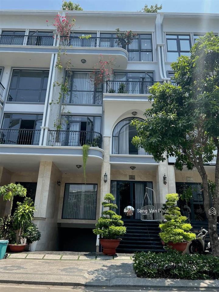 Văn phòng 7x17m ( 100m2) vạn phúc. sàn trống, thời gian tự do, máy lạnh, thang máy, hầm xe chỉ 14tr