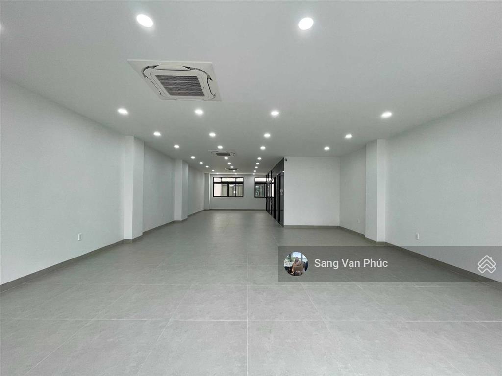 Văn phòng 7x17m ( 100m2) vạn phúc. sàn trống, thời gian tự do, máy lạnh, thang máy, hầm xe chỉ 14tr