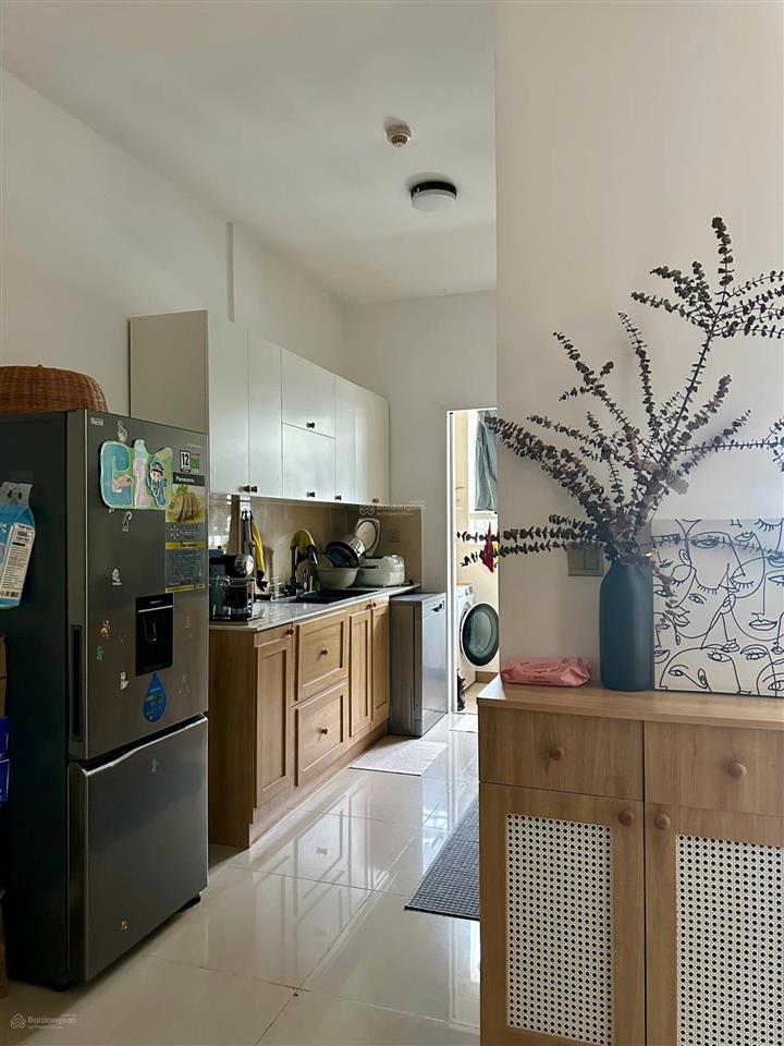 Bán gấp ch era town q7, 85m2, 2pn, 3wc, nhà trống 3,1 tỷ.  0902 952 ***