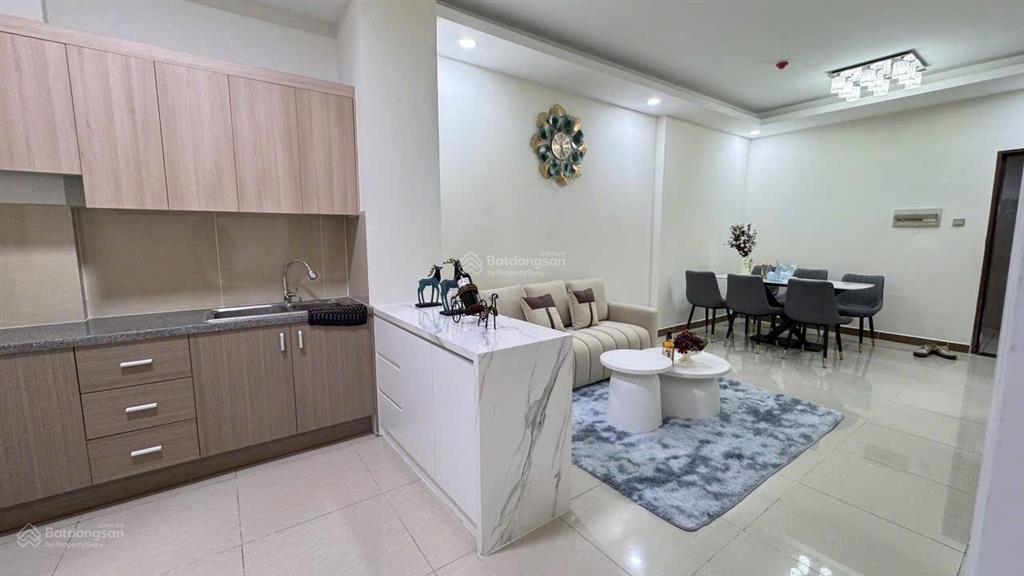 Bán ch đức khải q7, sổ hồng, 67m2, 2pn 2wc, full nội thất cao cấp 0902 952 *** huệ