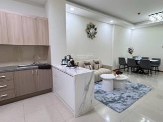 Bán ch đức khải q7, sổ hồng, 67m2, 2pn  2wc, full nội thất cao cấp  0902 952 *** huệ