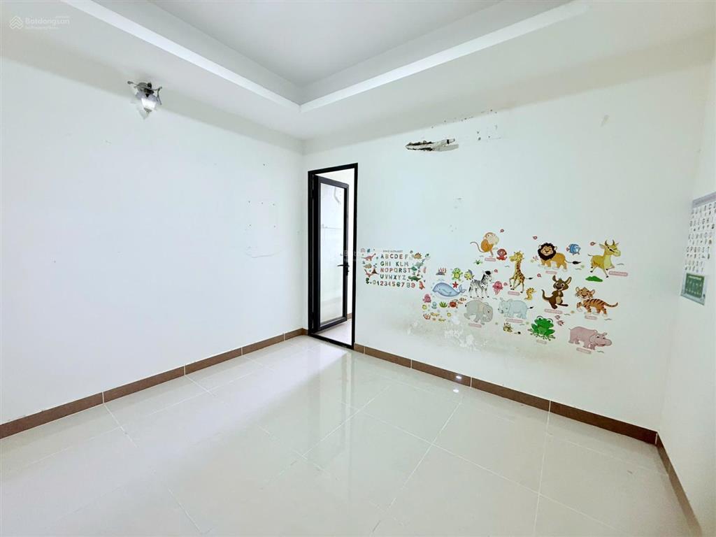 Bán căn hộ 2pn, 2wc tại the era town, 3,250 tỷ, 59m2, sổ hồng cầm tay.  0902 952 *** huệ