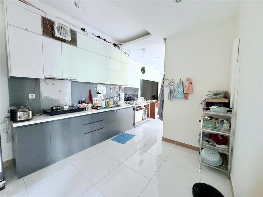 Bán căn hộ chung cư 65m2 tại the era town, 2pn, 2wc, giá 3,3 tỷ, 1 căn duy nhất.  0902 952 ***