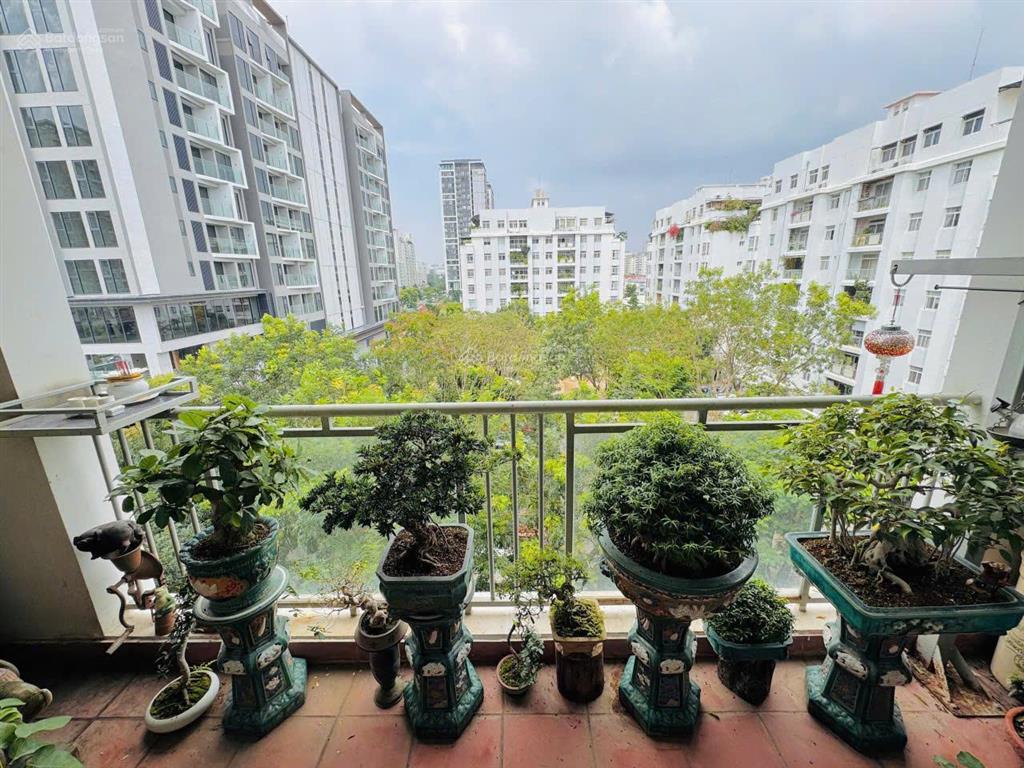 Bán cc mỹ viên, 118m2, 3pn, 2wc, giá ưu đãi 8,4 tỷ.  0902 952 ***