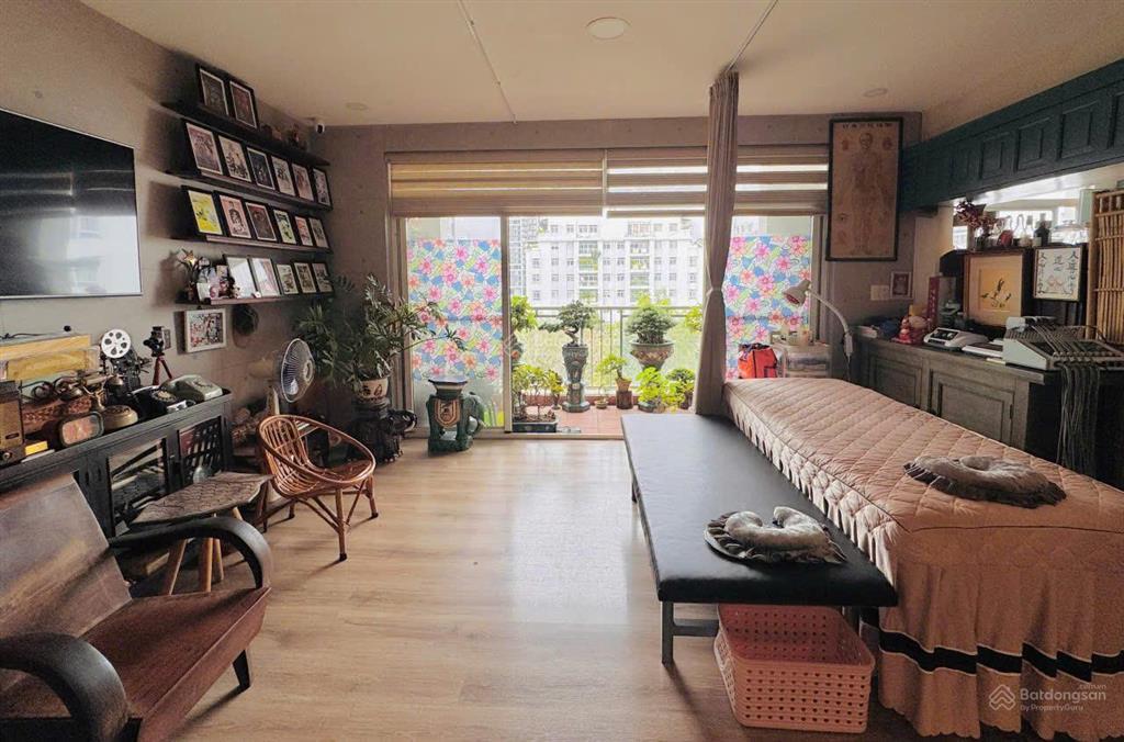 Bán cc mỹ viên, 118m2, 3pn, 2wc, giá ưu đãi 8,4 tỷ.  0902 952 ***