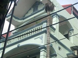 Bán gấp nhà ngõ 806 kim giang  120 m², 3 tầng  mt 8.4 m  ô tô đỗ cửa  giá chỉ 13.6 tỷ