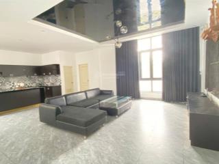 Bán nhà mặt tiền 510m² giá 13,5 tỷ sân rộng, kinh doanh tốt