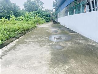 Bán đất gần cổng đại học quốc gia , và trường fpt. dt 85m tài chính nhỏ