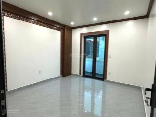 Cách mặt đường trực cát 40m  ô tô nhỏ đỗ cửa  nhà lô góc xây mới giá chỉ 4,1x tỷ