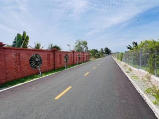 Bán 4.000m2 sẵn nhà vườn  đất 2 mặt tiền trước sau tt phước hải, long đất. đi biển 3km
