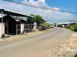 Bán căn nhà mặt tiền đường tôn đức thắngthị trấn đất đỏ huyện long đấttỉnh brvt
dt297mv