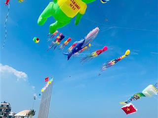Cách biển phước hải chỉ 800m thôi cô chú anh chị ngang 5.8m sâu 14m full thổ cư nhà mới đầy đủ ti