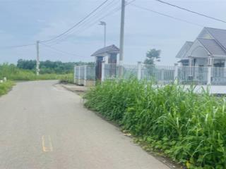 Chủ gửi bán lô đất mặt tiền đường nhựa 8 lô đất xây dựng nhà vườn quá đẹp đất thuộc xã đất đỏ
