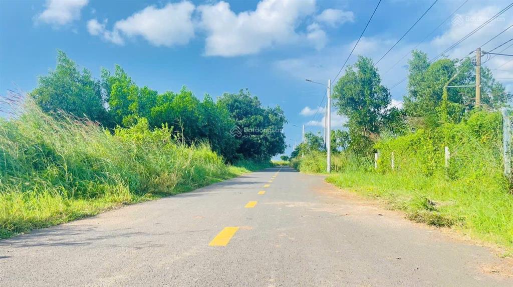 Bán đất mặt tiền đường nhựa 8m thị trấn đất đỏ xã đất đỏ tphcm
đường phạm duy trinh ngang 13x42