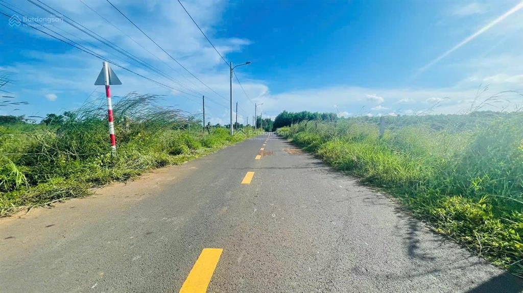 Bán đất mặt tiền đường nhựa 8m thị trấn đất đỏ xã đất đỏ tphcm
đường phạm duy trinh ngang 13x42