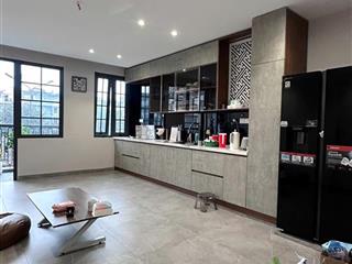 Nhà mới 4 tầng MT Bình Đăng P6Q8 thang máy 450kg